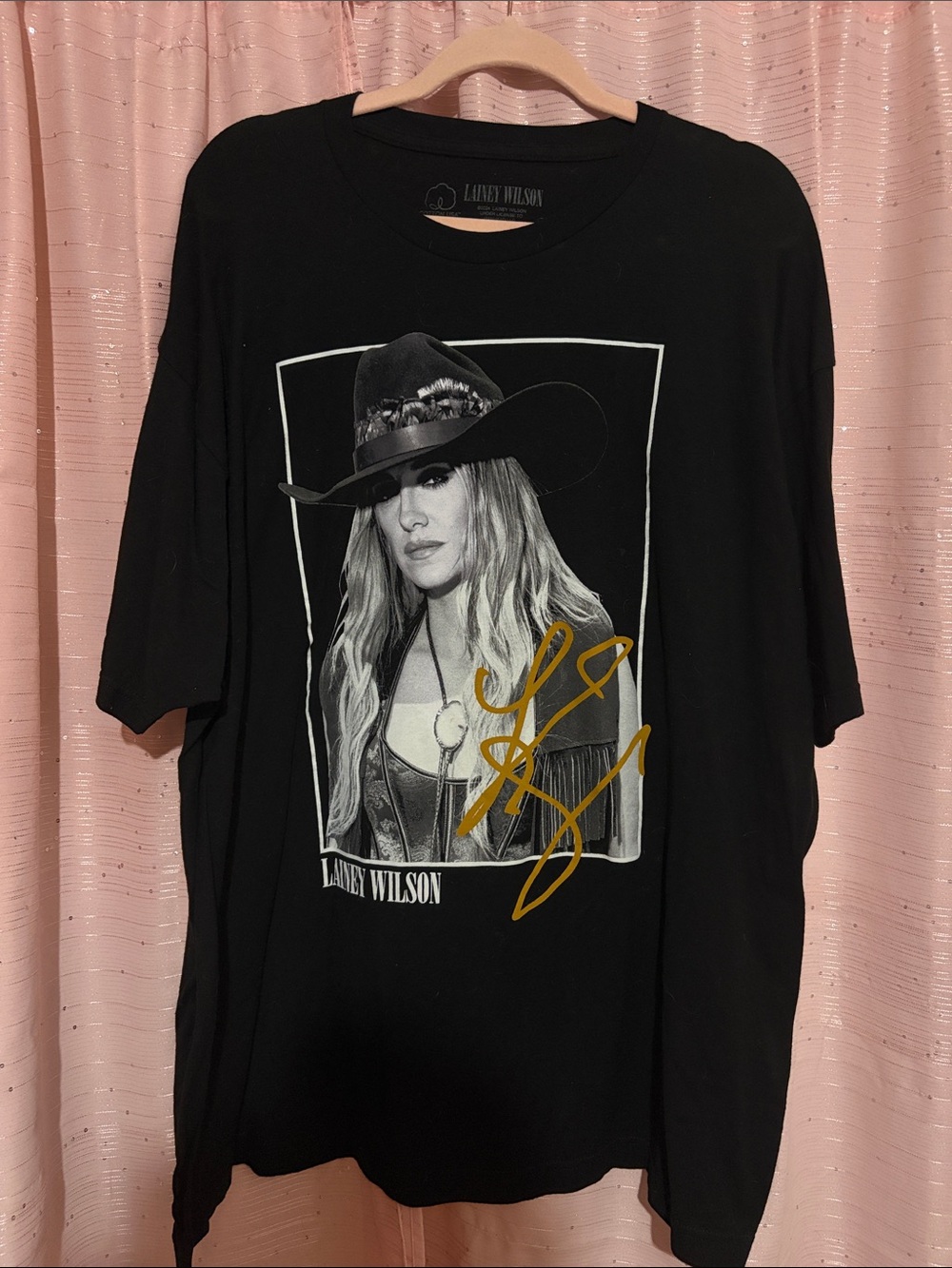 Unisex Black Graphic Short-Sleeve Tee with Gold Accent